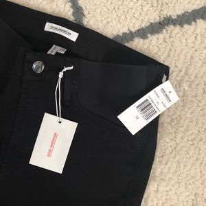 Good American - Maternity Jeans